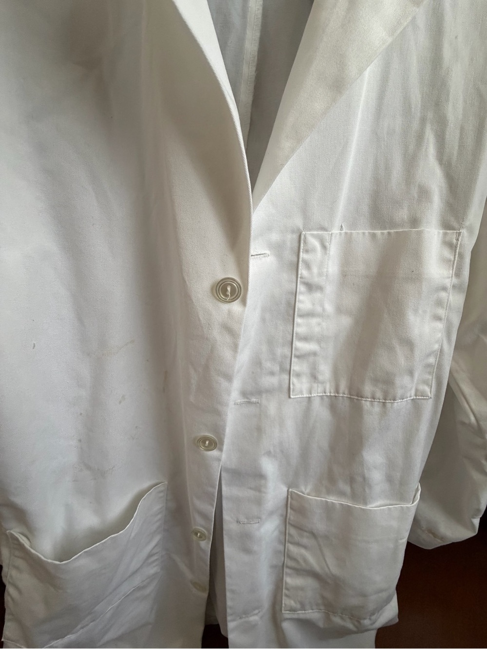 White Lab Coat - Picture 7 of 12